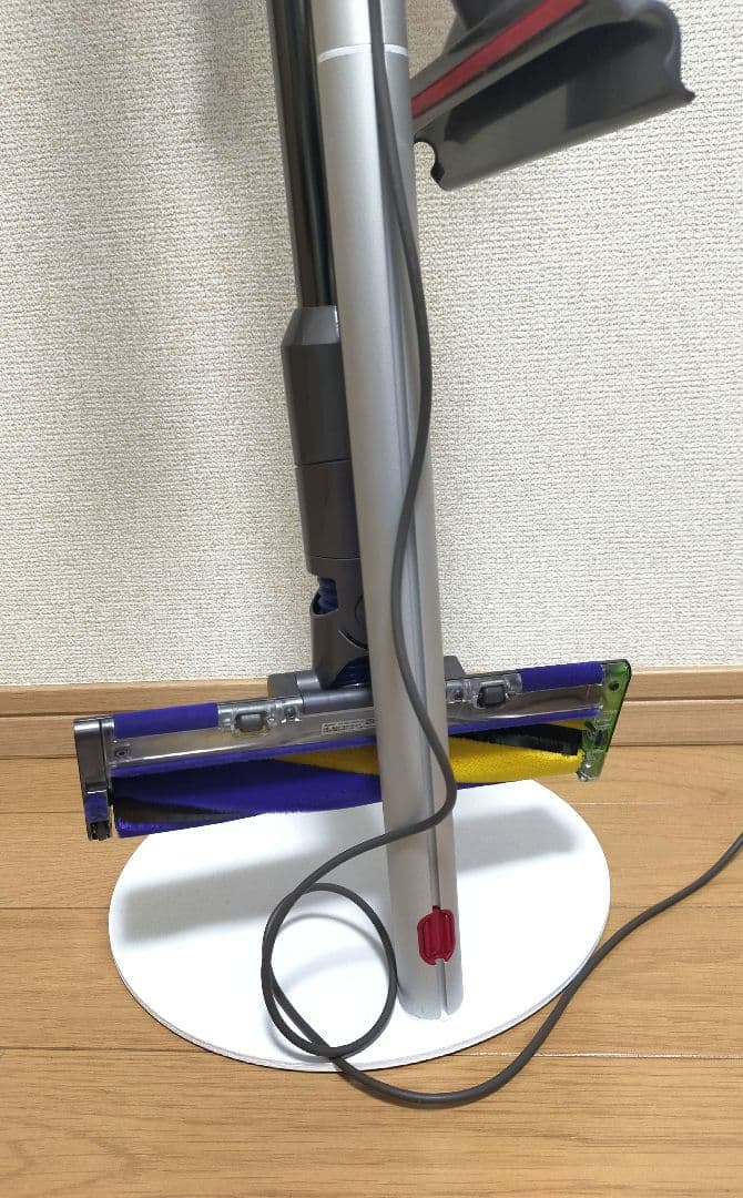 V12 Detect Slim (SV30) HEPA マルチ充電スタンド 洗浄