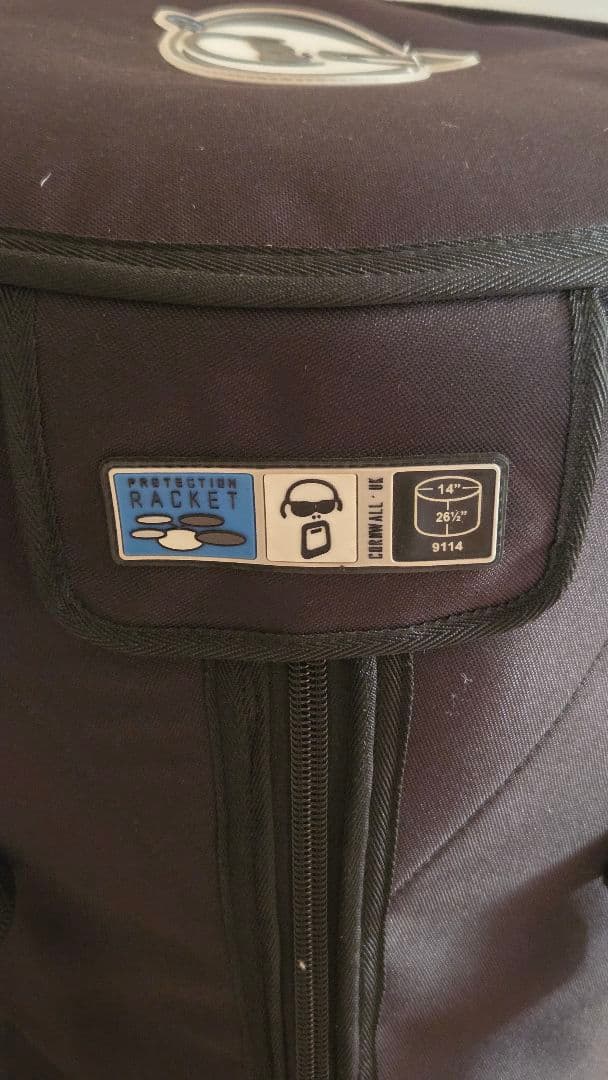 Remo ジャンベ Black Earth 14インチ ケース付 倍音対策済み