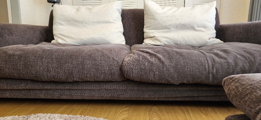 【美品】クシーノ ローソファ Vランク 島忠 3人掛け　東京都引き取り