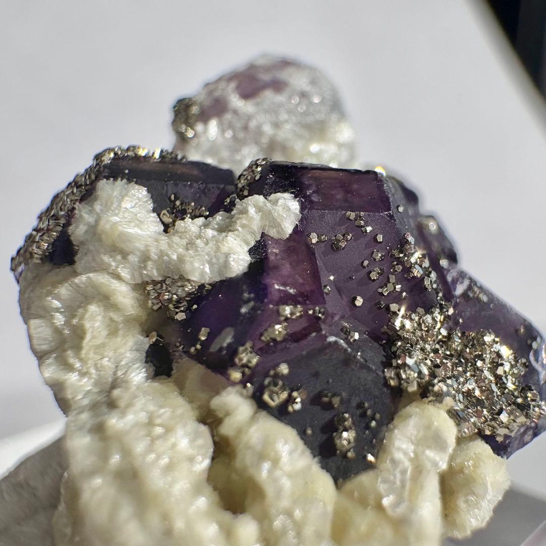 524 中国 内モンゴル産 レアタイプ フローライト&パイライト&クォーツ