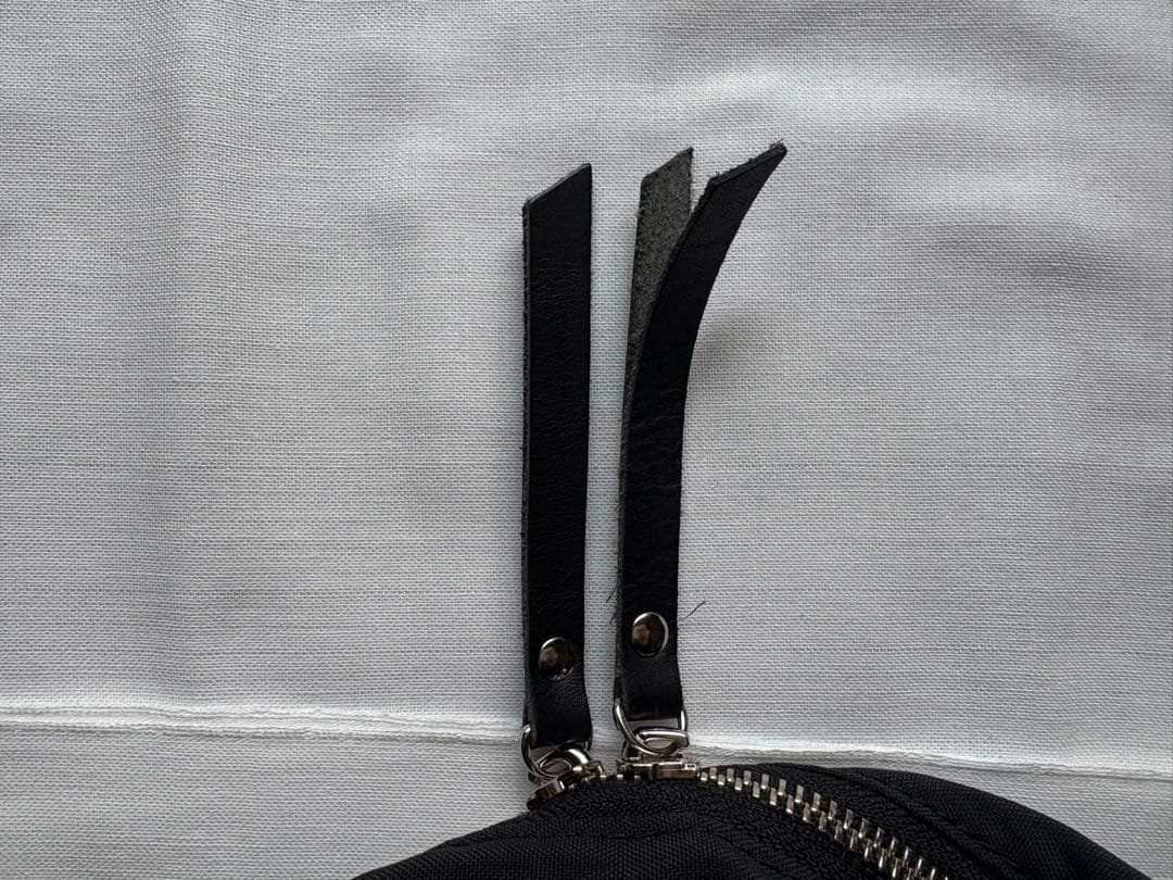 our アワーホーム　ムーンショルダーバッグ