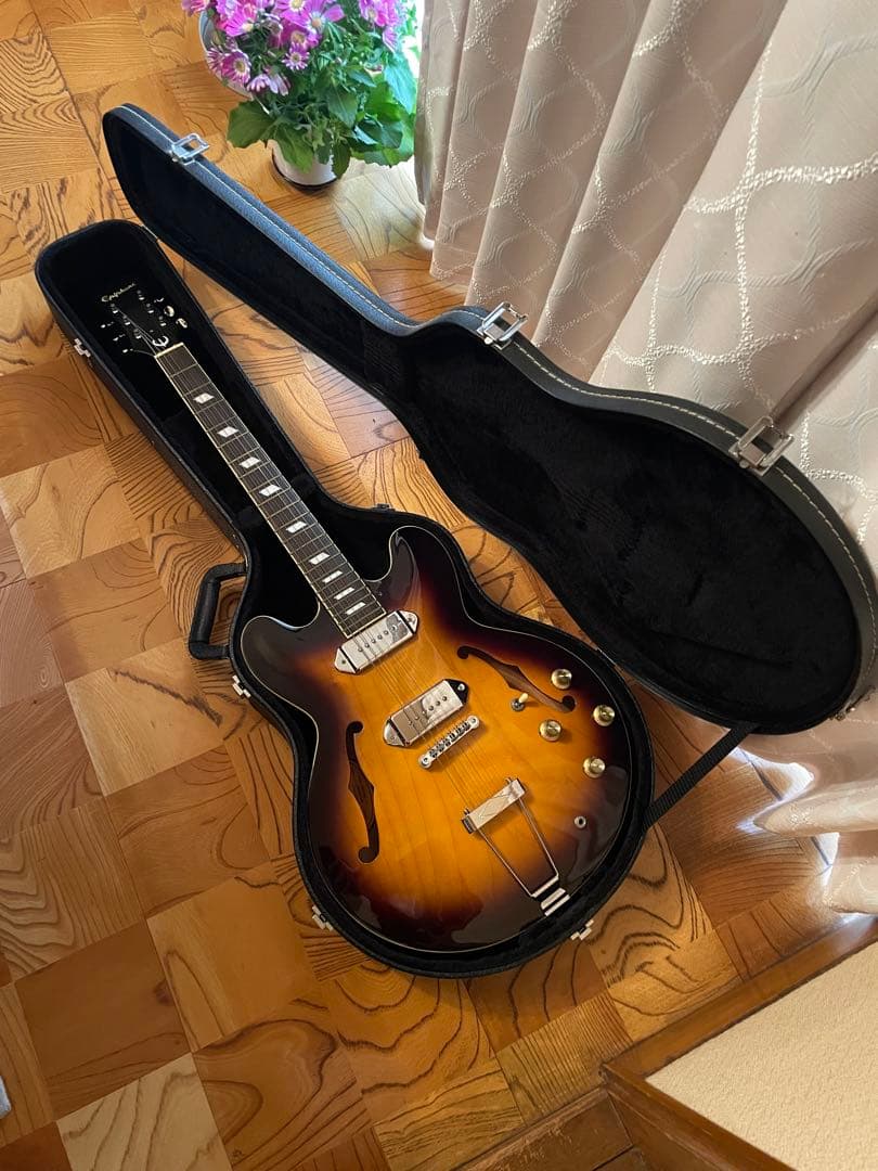 エピフォン カジノ Epiphone Casino ハードケース付き アンプ付き