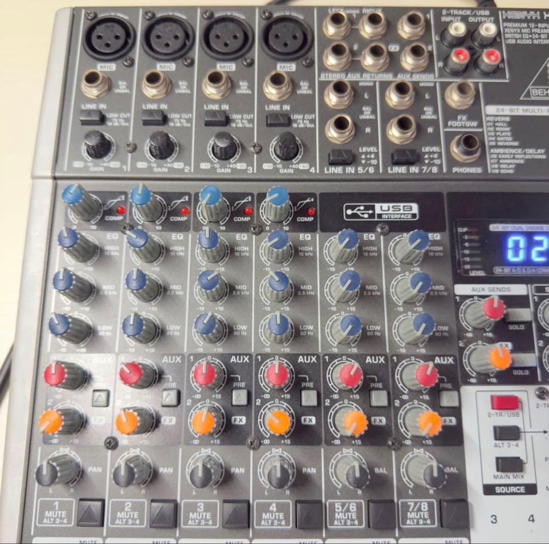 即日発送Behringer XENYX X1204USB アナログミキサー動作品