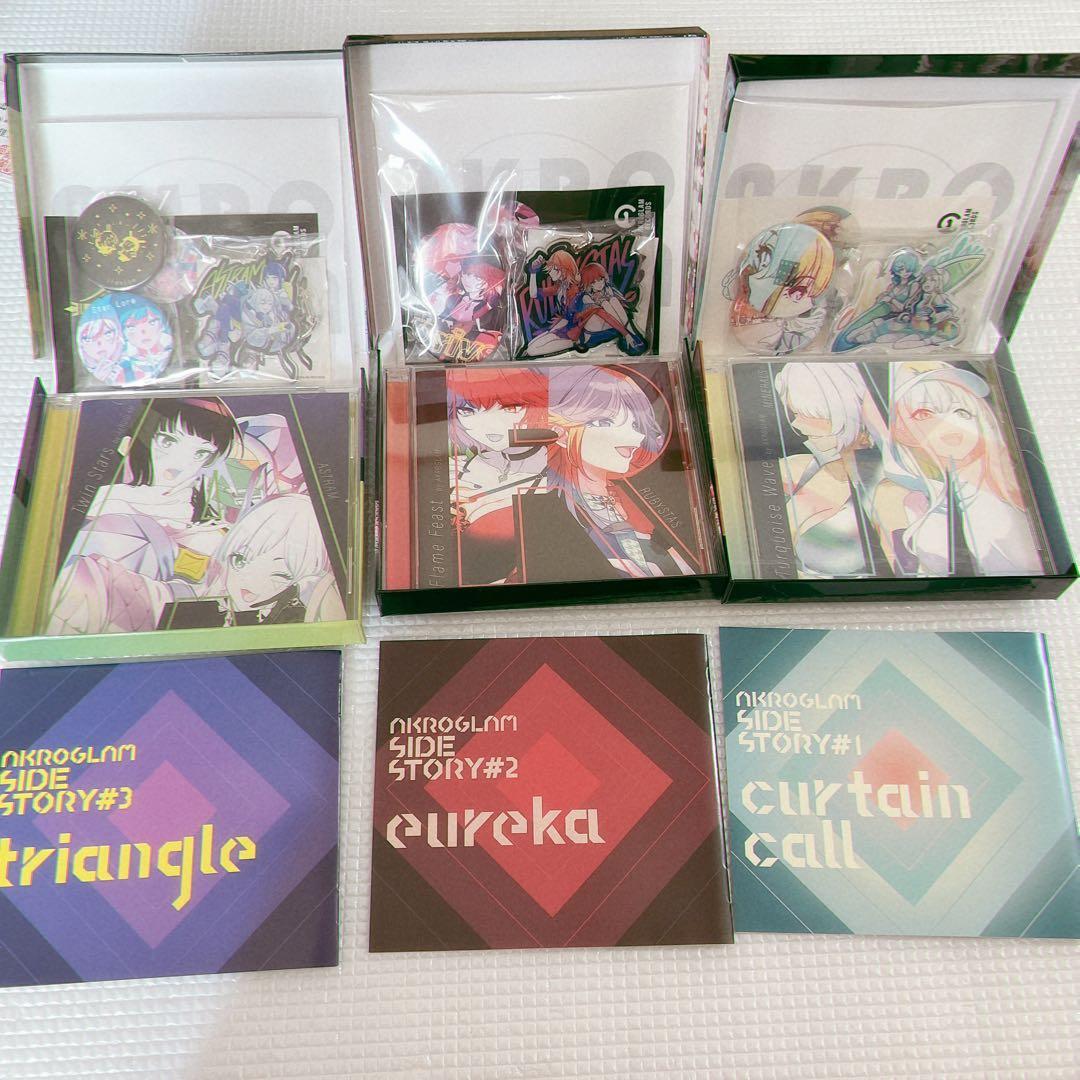 激レア AKROGLAM CD 缶バッジ 特典 アクリルキーホルダー ステッカー