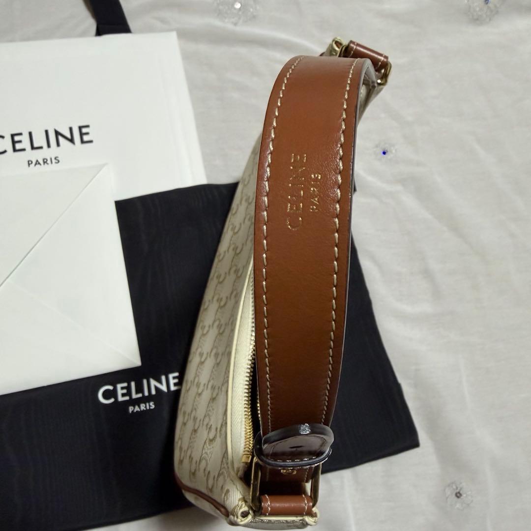 CELINE トリオンフキャンバス AVA（アヴァ）バッグ