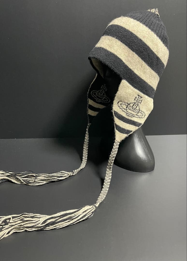 初期型★廃盤レア香椎かてぃ着用同型同色正規品★美品ヴィヴィアン耳当て付きニット帽
