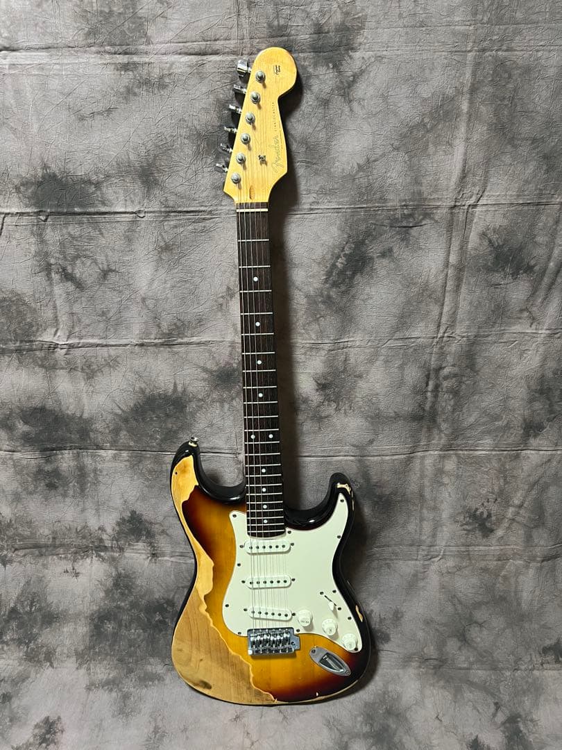 ストラトキャスター ハードレリック加工