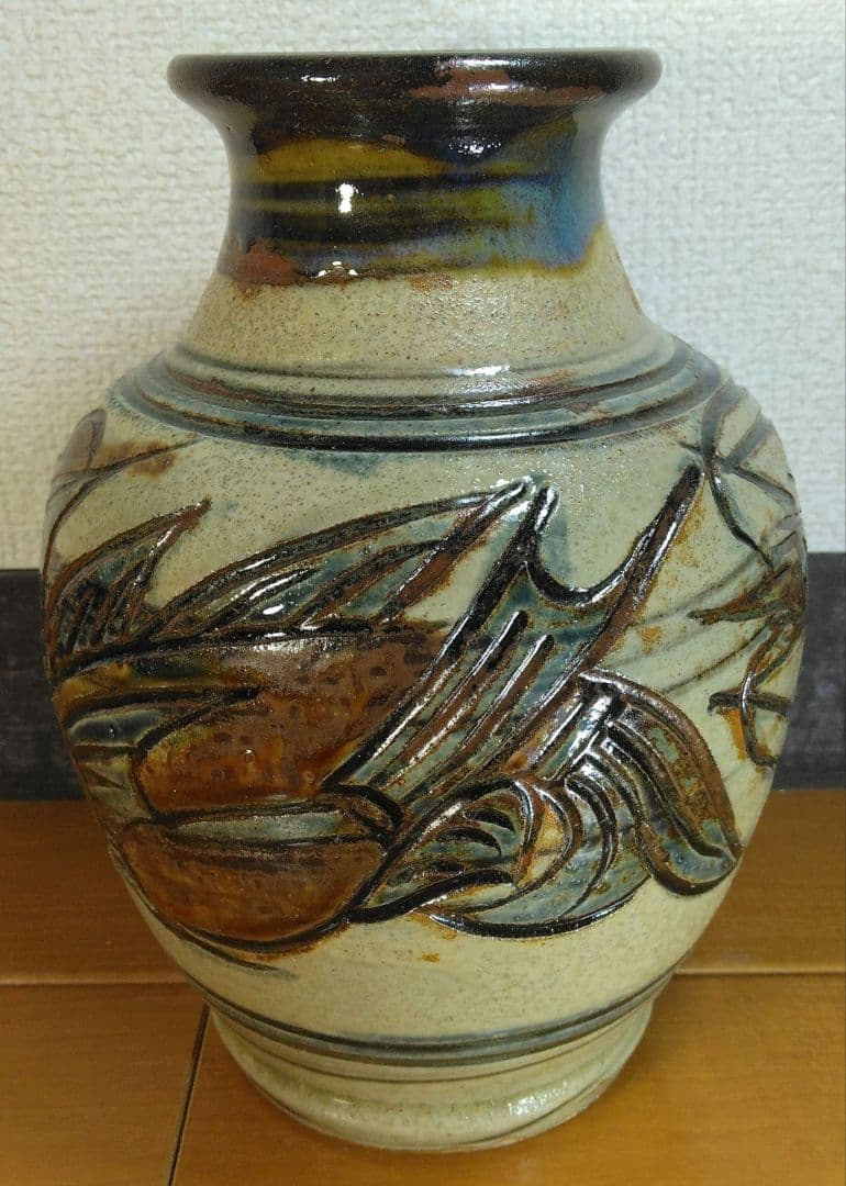 人間国宝 金城次郎 海老魚紋花瓶 栞 共箱 壺屋焼 壷屋焼 やちむん 上作花瓶