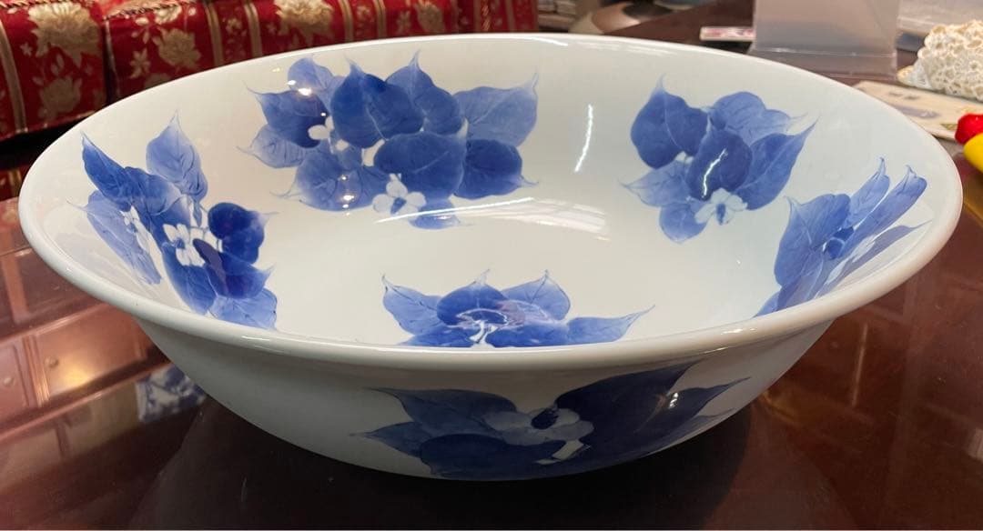 手描き染付大鉢　井上匠　染付十薬文鉢