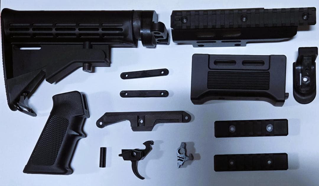 東京マルイSAIGA-12SBS ガスショットガン余剰パーツ