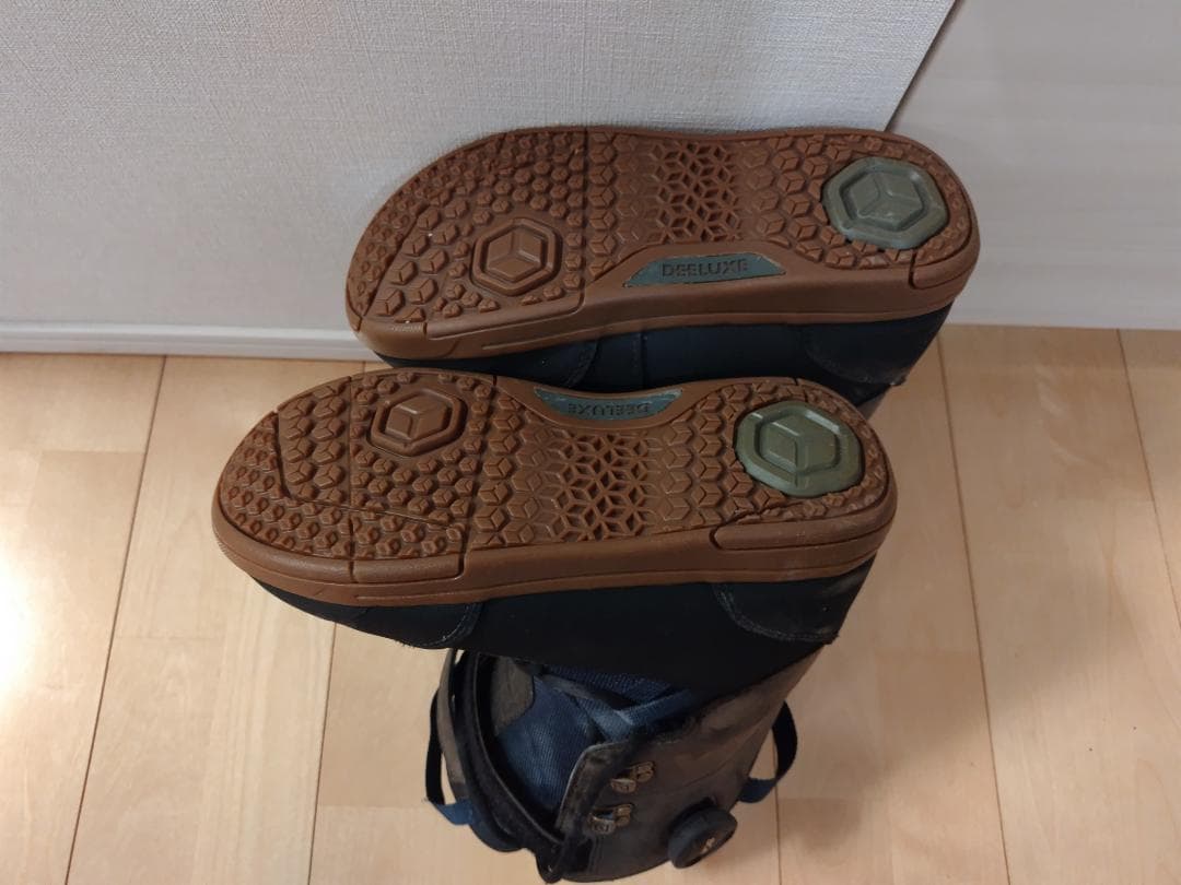 DEELUXE AREth RIN (ディーラックス アース リン)