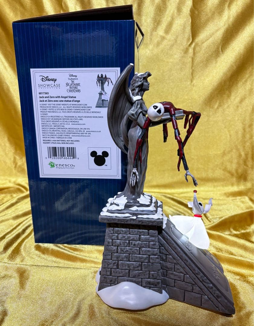 ナイトメアビフォアクリスマス　ジャック　ゼロ　ライト　ショーケース　エネスコ
