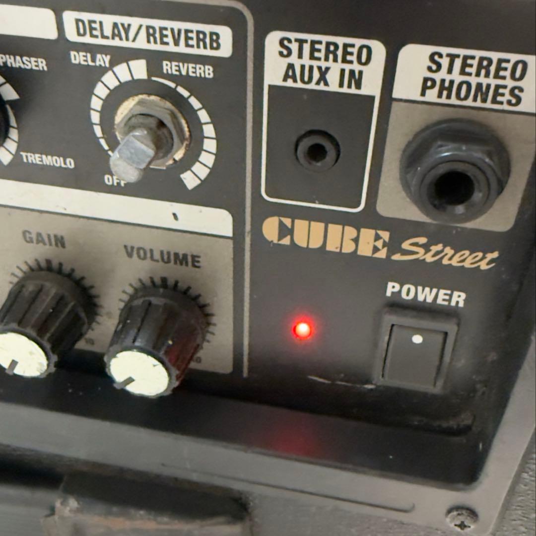 アンプ ROLAND CUBE STREET