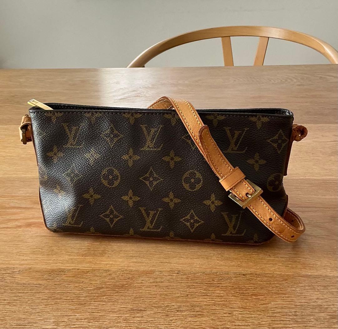 LOUIS VUITTONルイ・ヴィトン　トロター ショルダーバッグ