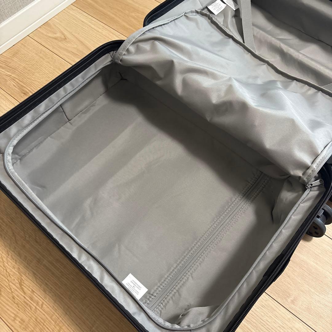 【無印良品】バーを自由に調節できる ハードキャリーケース 36L ブラック 鍵2