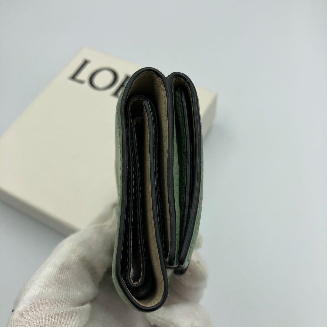 ！極美品！　ロエベ　折り財布　コンパクト　レザー　12A