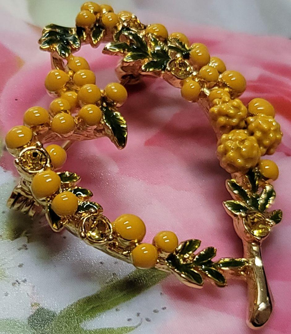 ★ヴァンドームブティック　ミモザブローチ　ハートリース★