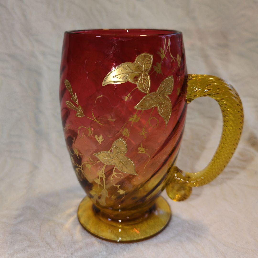 再お値下げしました❢オールドバカラ、赤と金のつる花柄グラス 超希少のお品物です。