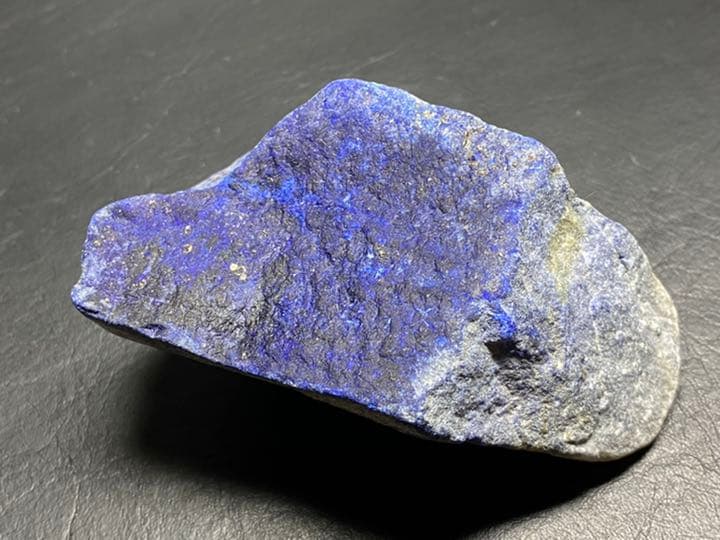ラピスラズリ　原石　アフガニスタン 181g