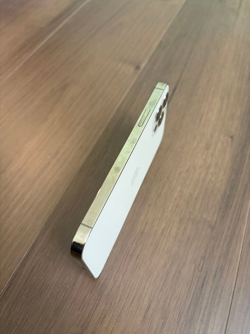 Apple iPhone 12pro ホワイトゴールド