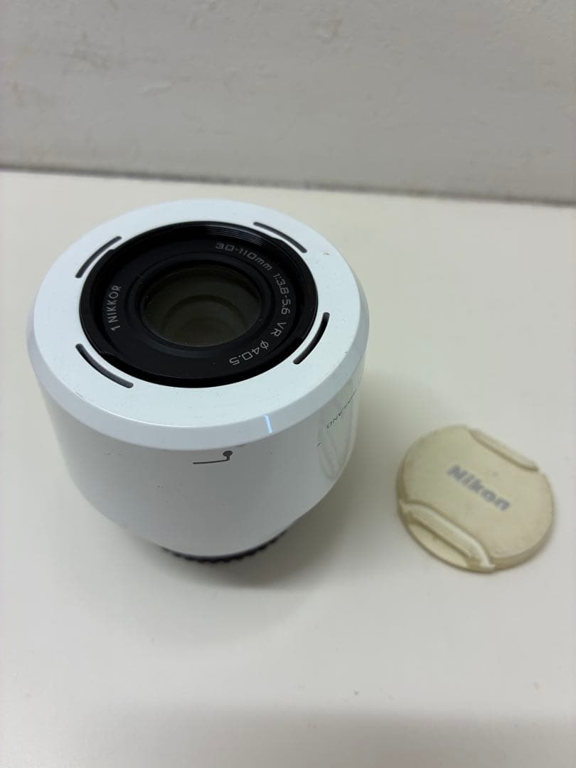 Nikon 1 J1 ホワイト ミラーレスカメラ