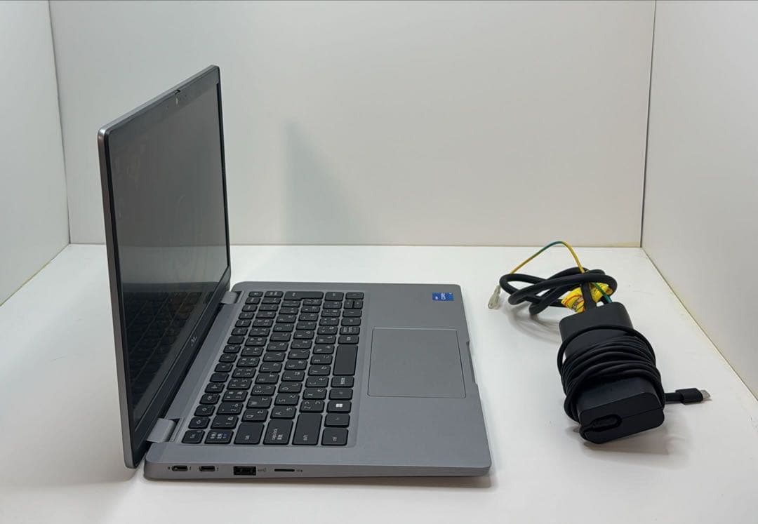 Windowsノート本体 DELL Latitude 5330