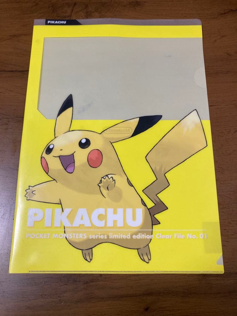 club nintendo クリアファイル　ピカチュウ　ミュウ　レックウザ　美品