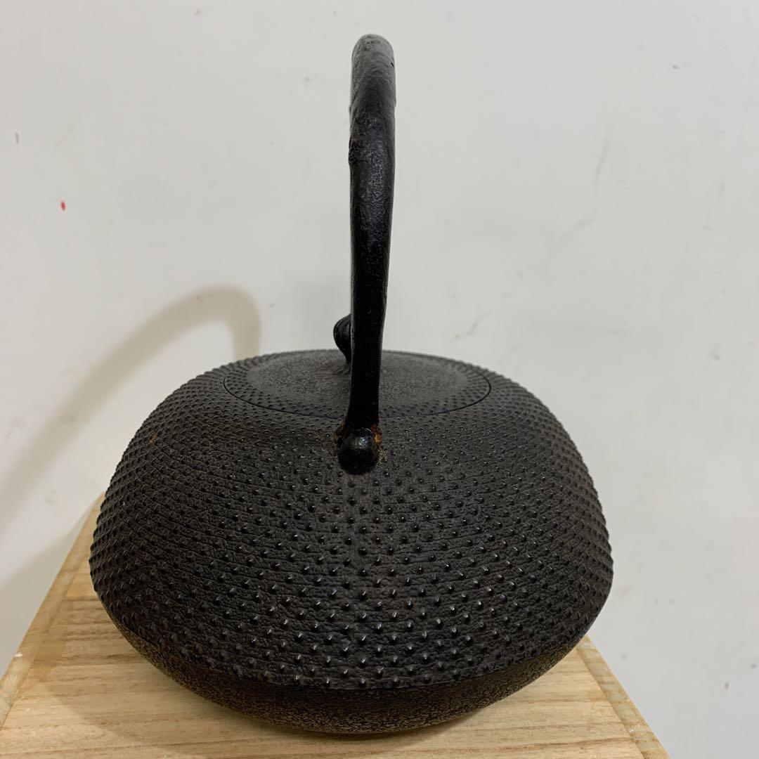 未使用品　南部藩御用鋳物師　１６代鈴木盛久(成郎)作 鉄瓶