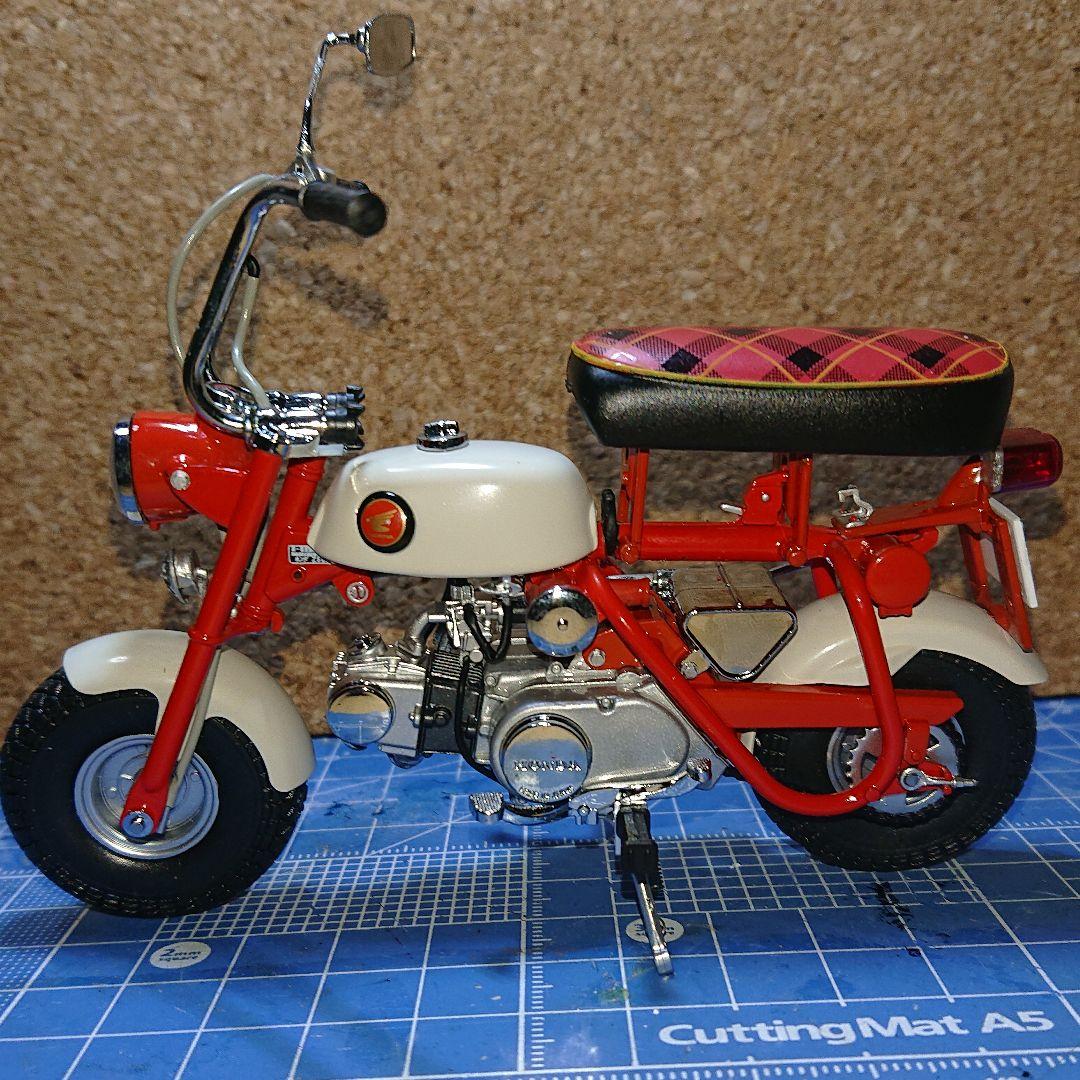 １/１０エブロ完成品