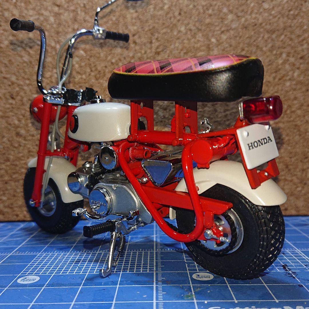 １/１０エブロ完成品