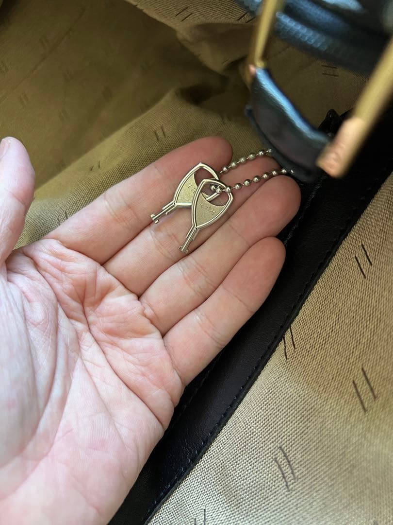 GOLD PFEIL 牛革 オールレザー ボストンバッグ 鍵付き 黒 ブラック