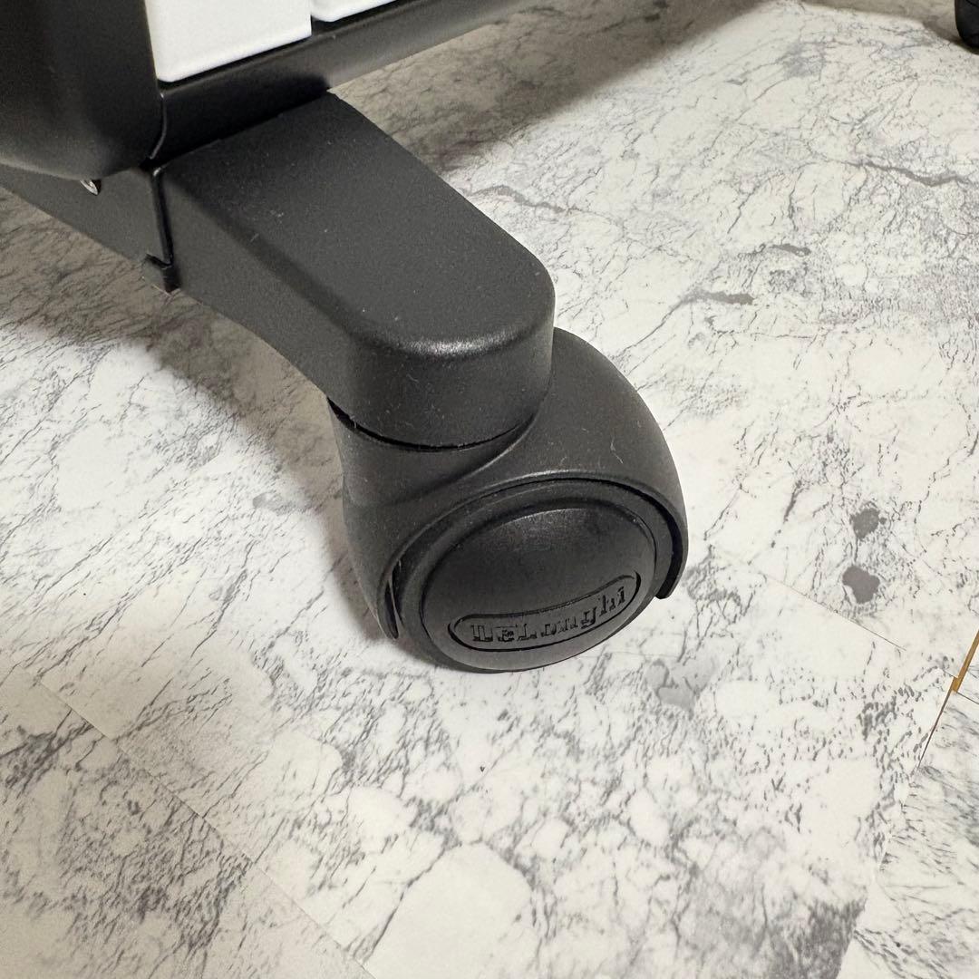 美品✨除菌済み✨リモコン未使用　デロンギ　ヒーター　ブラック　MDHU15-PB