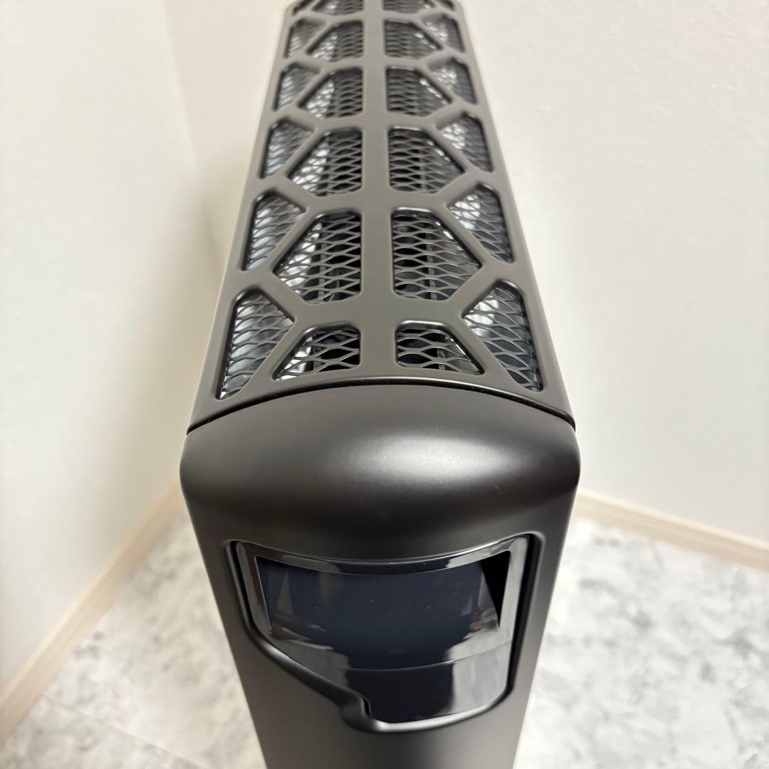 美品✨除菌済み✨リモコン未使用　デロンギ　ヒーター　ブラック　MDHU15-PB