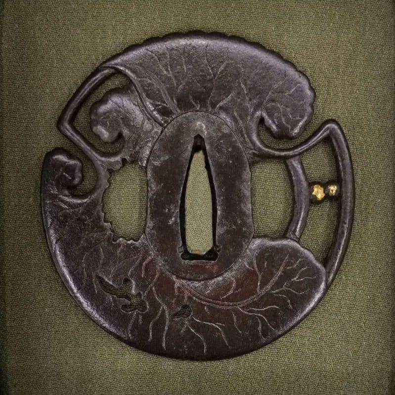 蕗の葉　鐔　変わり形　蓮　蕗　鐔　刀装具　時代武具　日本刀　居合　アンティーク