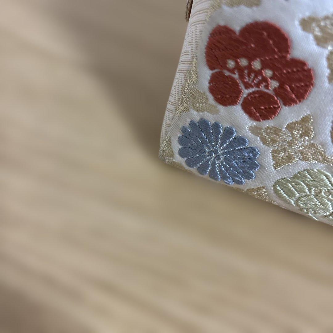 正月　成人式　初釜　茶会　和装バッグ 多色刺繍 利休バッグ 正絹　未使用　居東屋