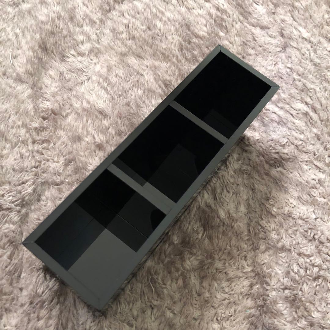 シャネル Chanel アクリル コスメ スタンド