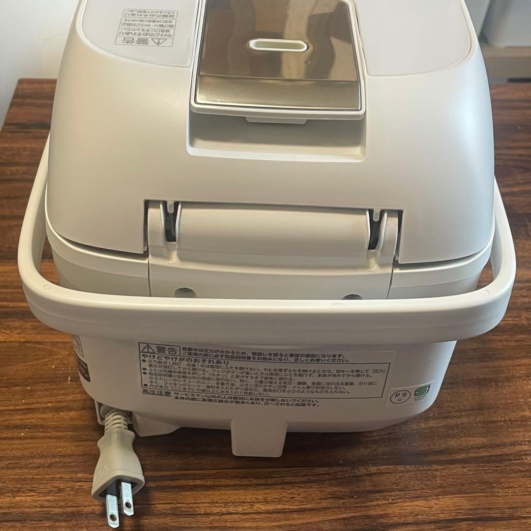 東芝/圧力ジャーIH炊飯器RC-6PXR/3.5合炊きホワイト