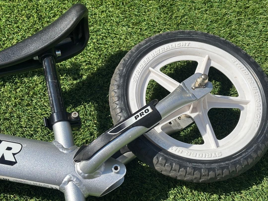 ストライダー STRIDER 12Pro キックバイク