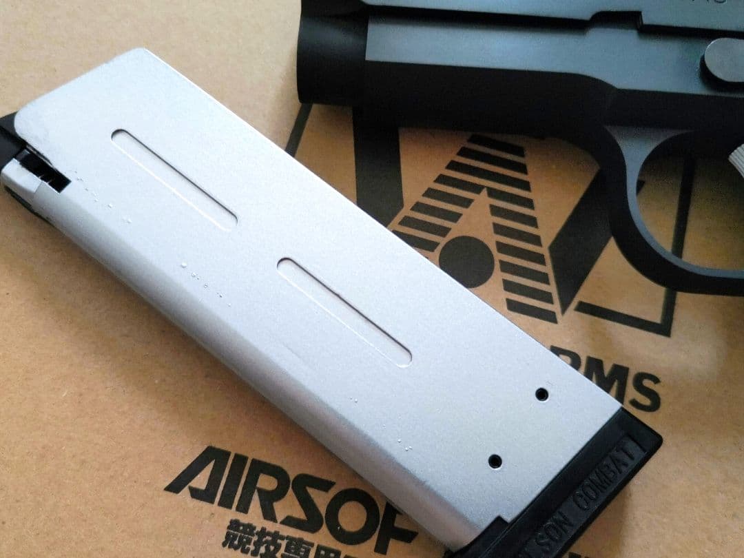 ウエスタンアームズ ベイビーわるきゅーれ 2ベイビー・モデル　V10ちさとver