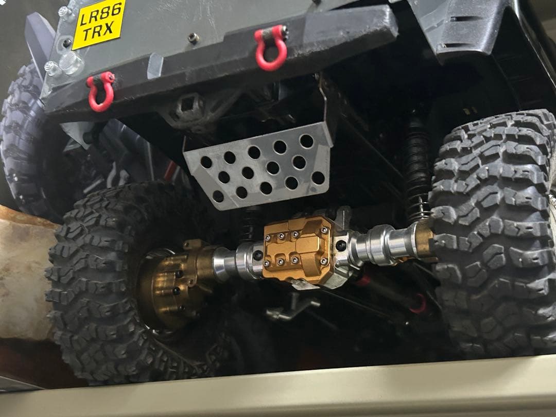 トラクサス　trx4 ディフェンダー　ラジコン　クローラー　1/10 プロライン