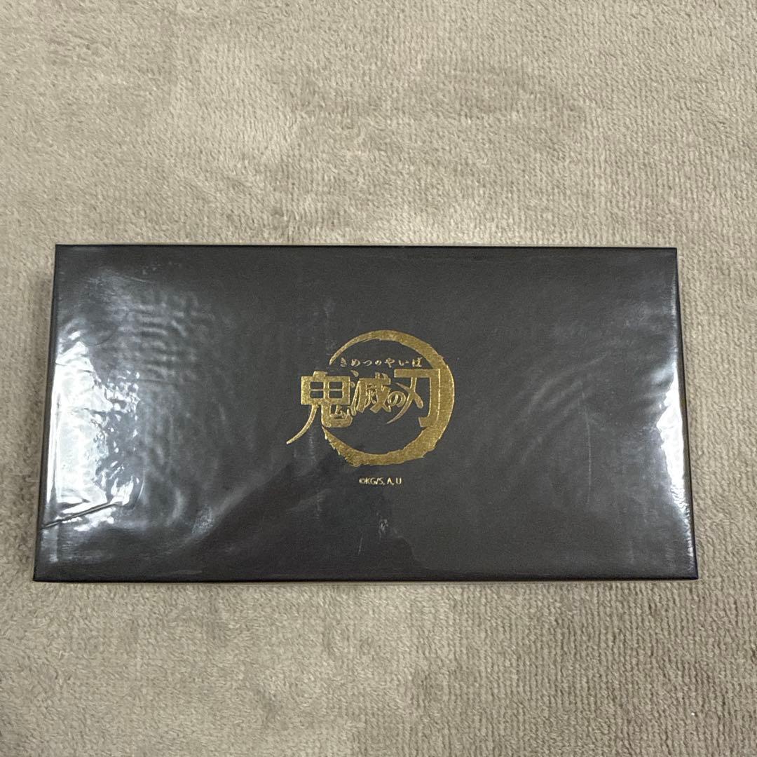 鬼滅の刃 レザーシリーズ　長財布　プレミアムバンダイ　BANDAI 煉獄杏寿郎