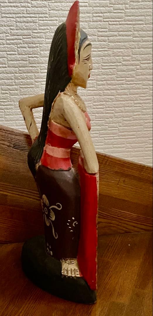 ヴィンテージ インド木製女性像 鏡付き フォークアート Vintage