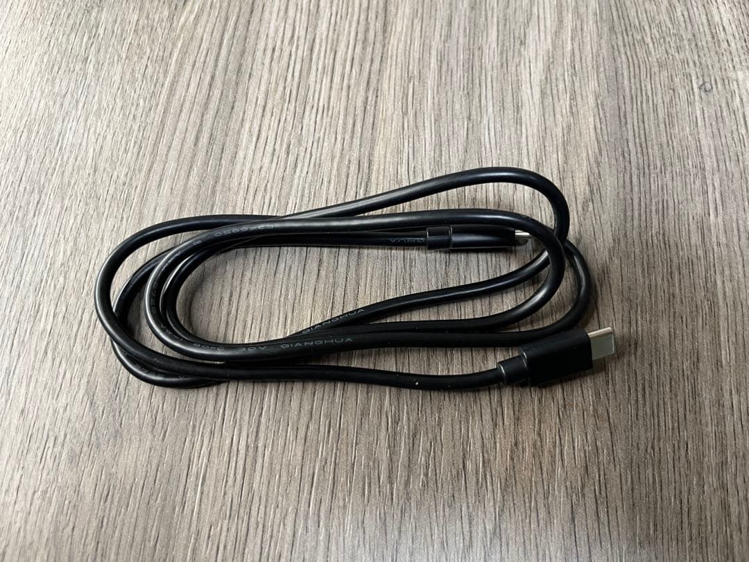 Focusrite Scarlett 4i4オーディオインターフェイス