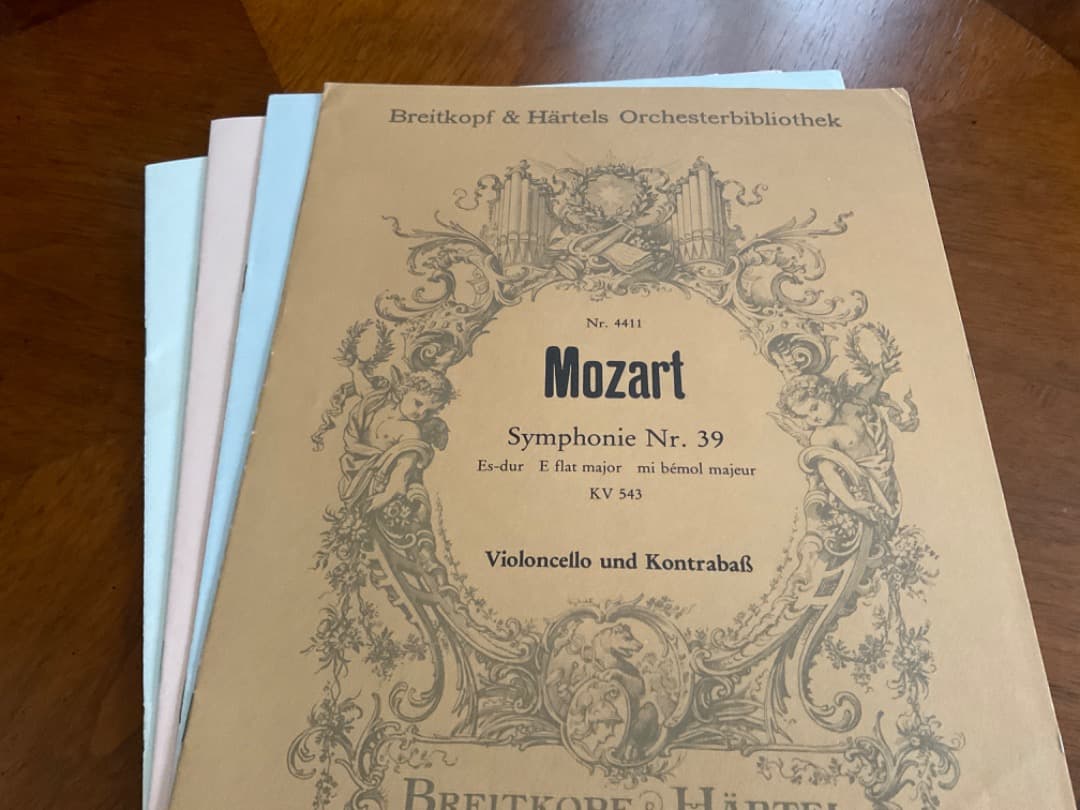 オーケストラ全パート譜　モーツァルト　交響曲第39番　k.543 未使用！