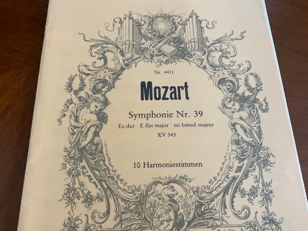 オーケストラ全パート譜　モーツァルト　交響曲第39番　k.543 未使用！