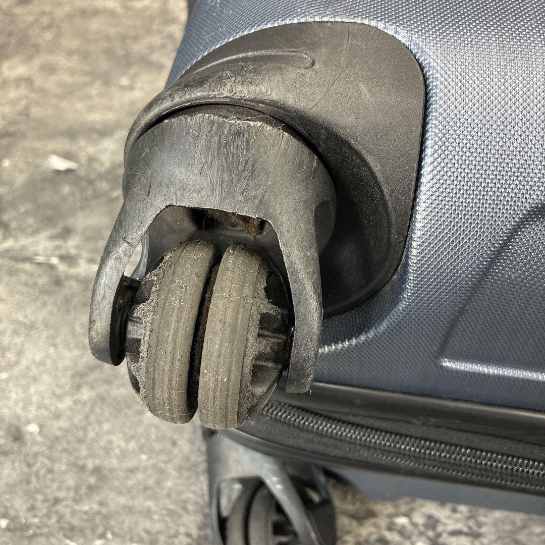 サムソナイト　スーツケース　軽量　拡張あり　キャリーケース　3.3キロ