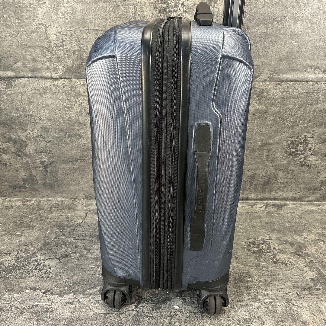 サムソナイト　スーツケース　軽量　拡張あり　キャリーケース　3.3キロ