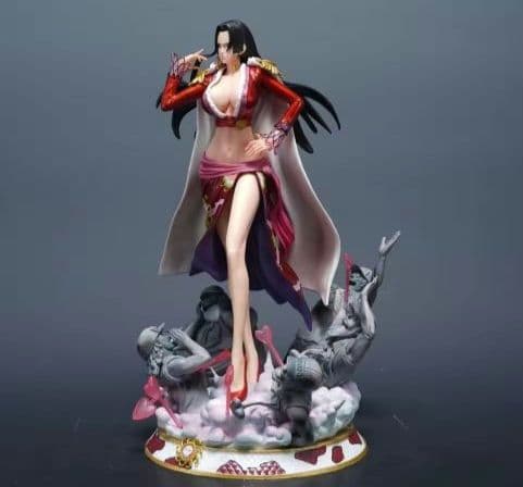 ワンピース　ボアハンコック　フィギュア