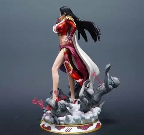 ワンピース　ボアハンコック　フィギュア