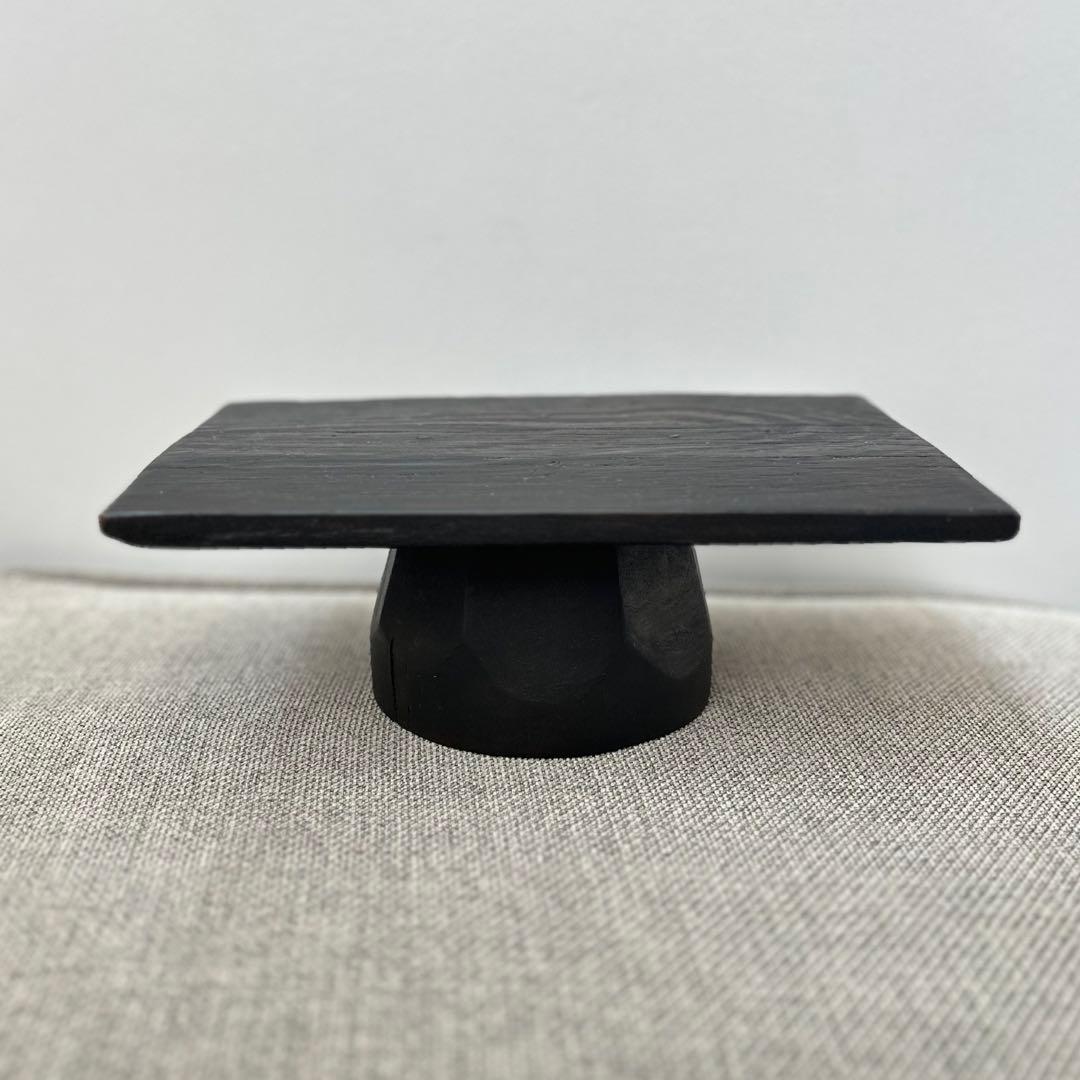 李朝韓国骨董　飾り台　石井佳苗セレクト　ザコンランショップ●川口美術朝鮮骨董